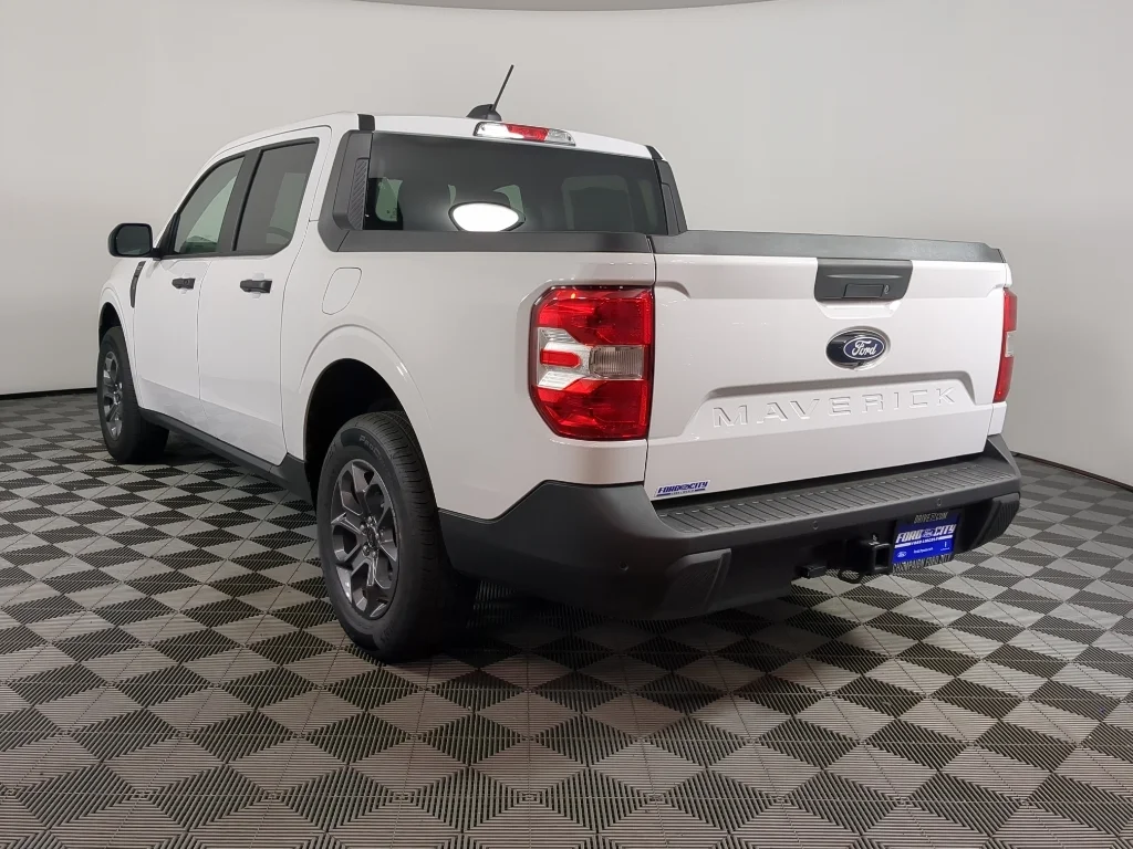 2026 Ford Maverick XLT - Photo 12