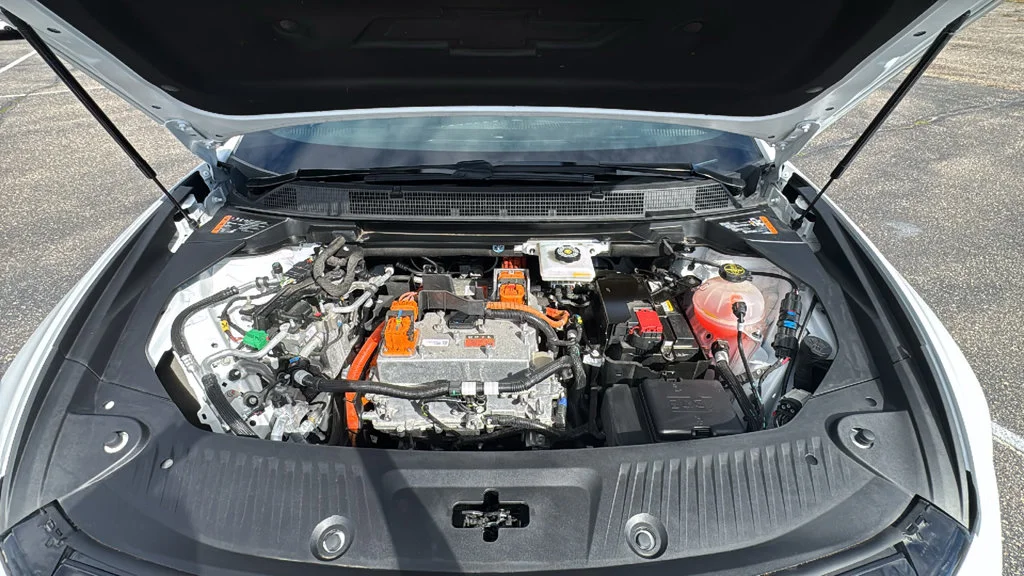 2024 Chevrolet Equinox EV LT - Photo 18