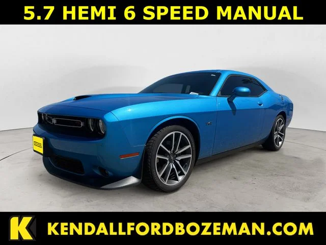 2023 Dodge Challenger R/T's photo