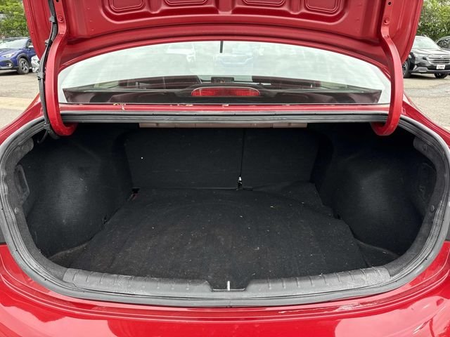 Used 2023 Red Kia S image 29