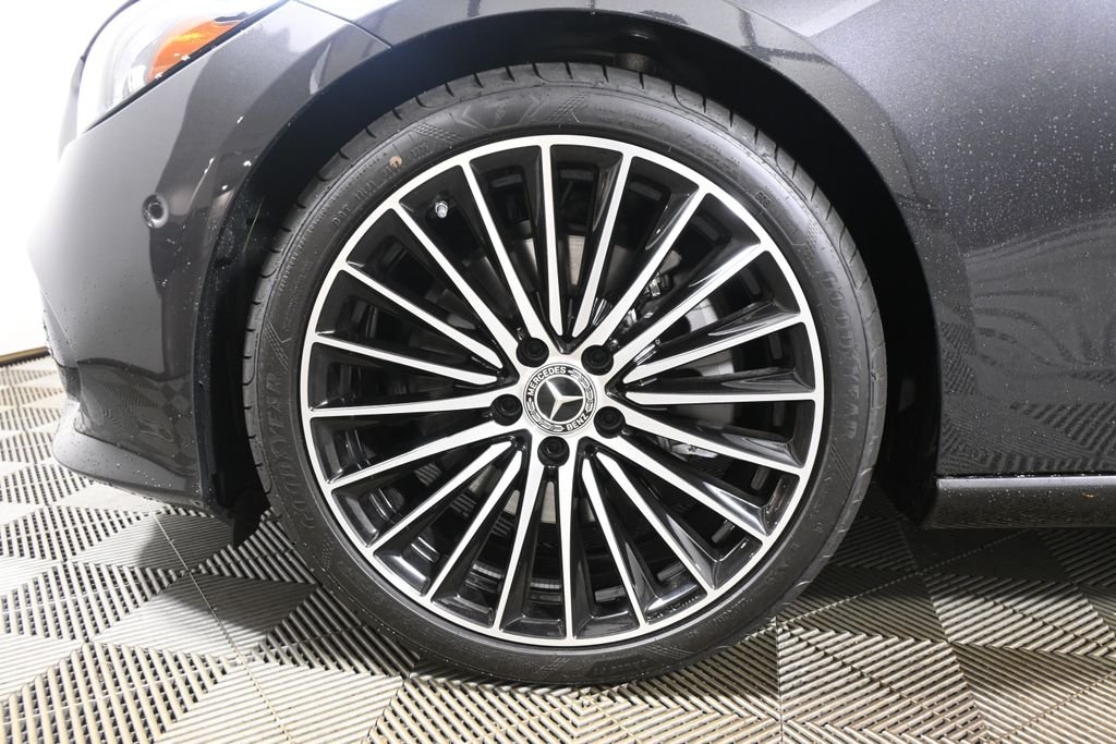 New 2026 Graphite Grey Metallic Mercedes-Benz C 300 image 12