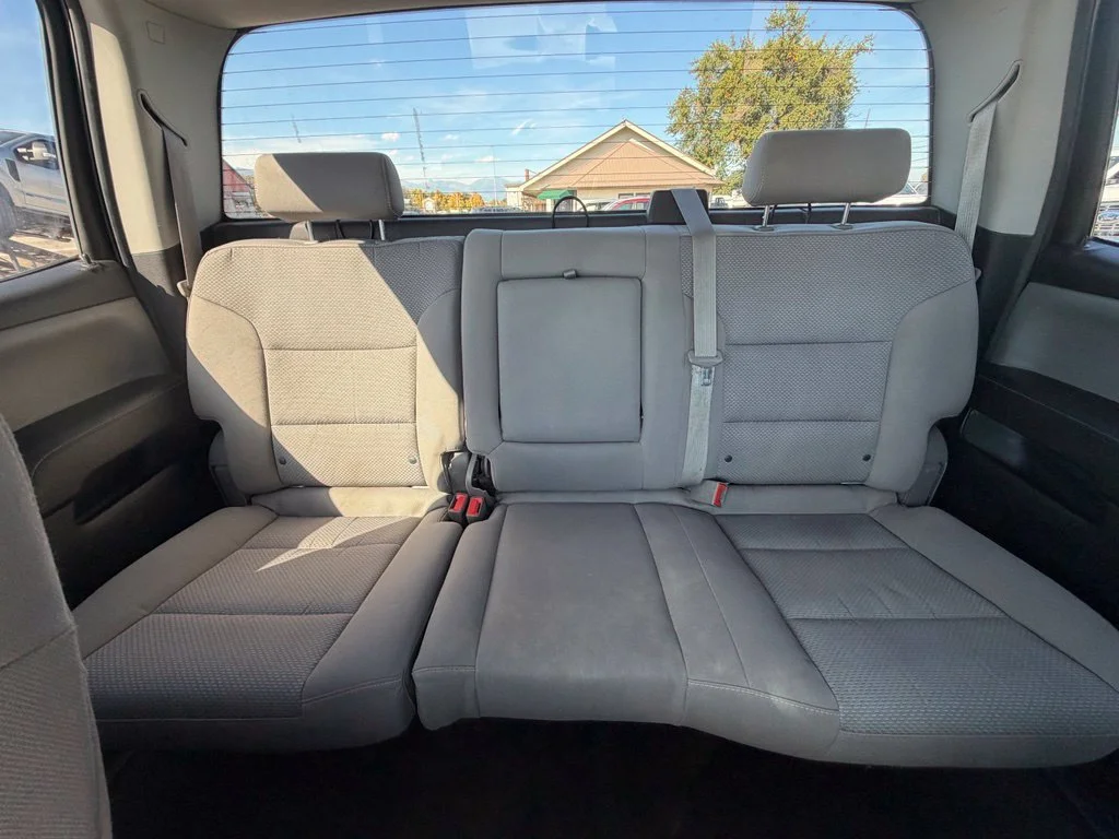 Used 2015 White Chevrolet LT image 16