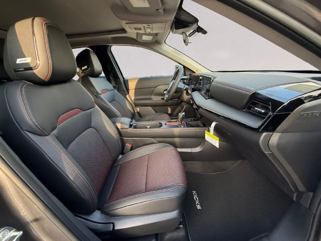New 2027 Gray Nissan SR image 17