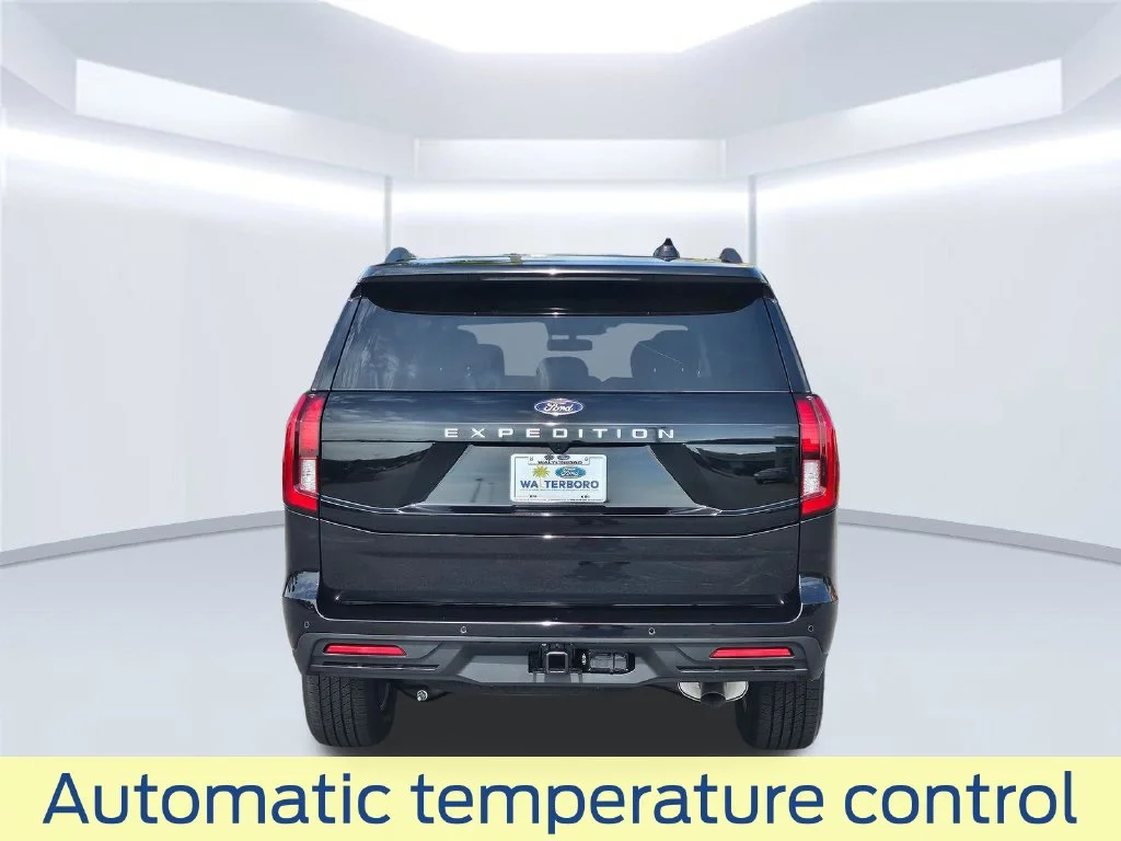 New 2027 Agate Black Metallic Ford Active image 23