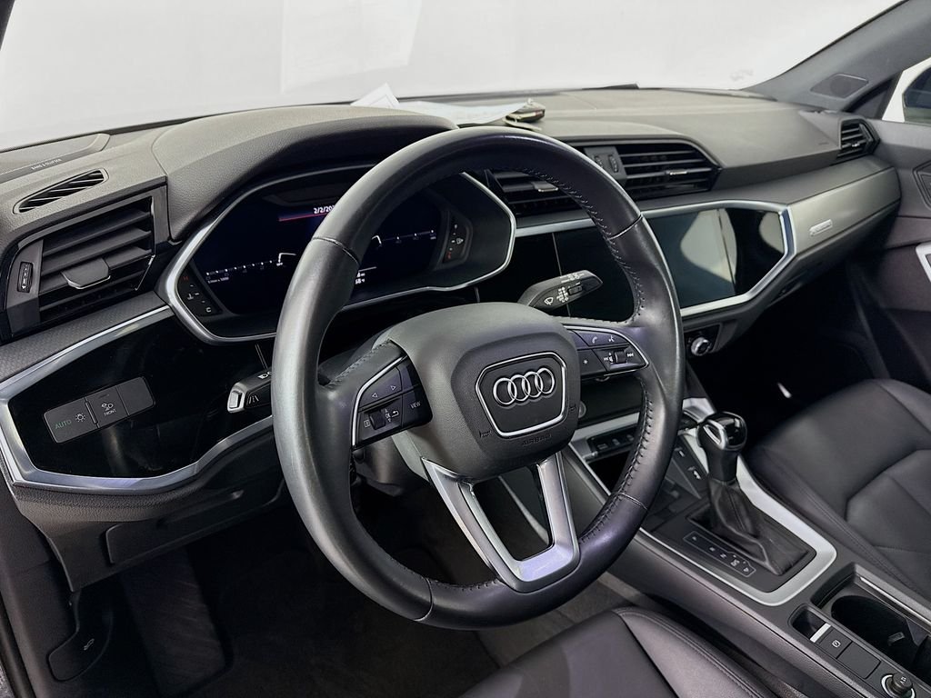 Used 2020 Black Audi Premium Plus image 4