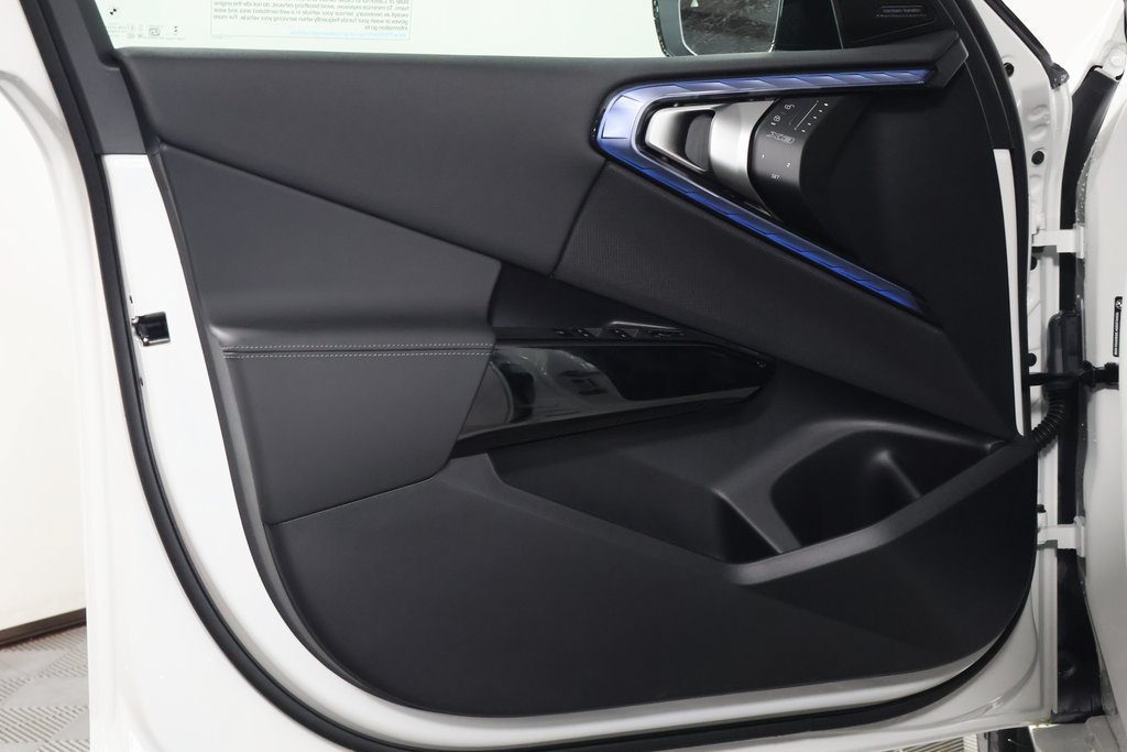 New 2026 Alpine White BMW M50 xDrive image 7