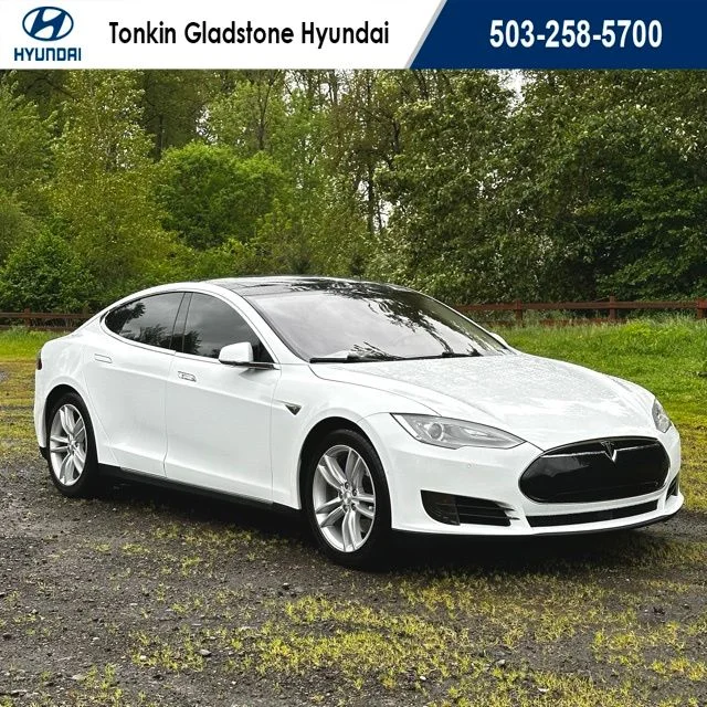 2015 Tesla Model S 85D's photo