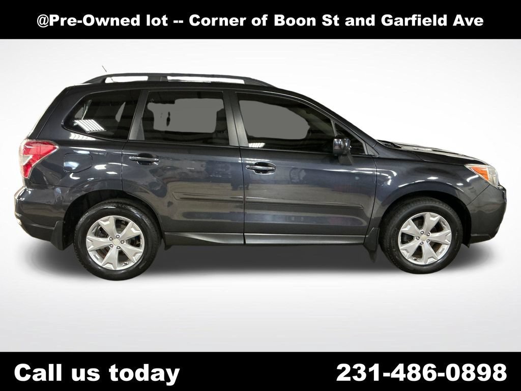 Used 2014 Grey Subaru 2.5i Premium image 6
