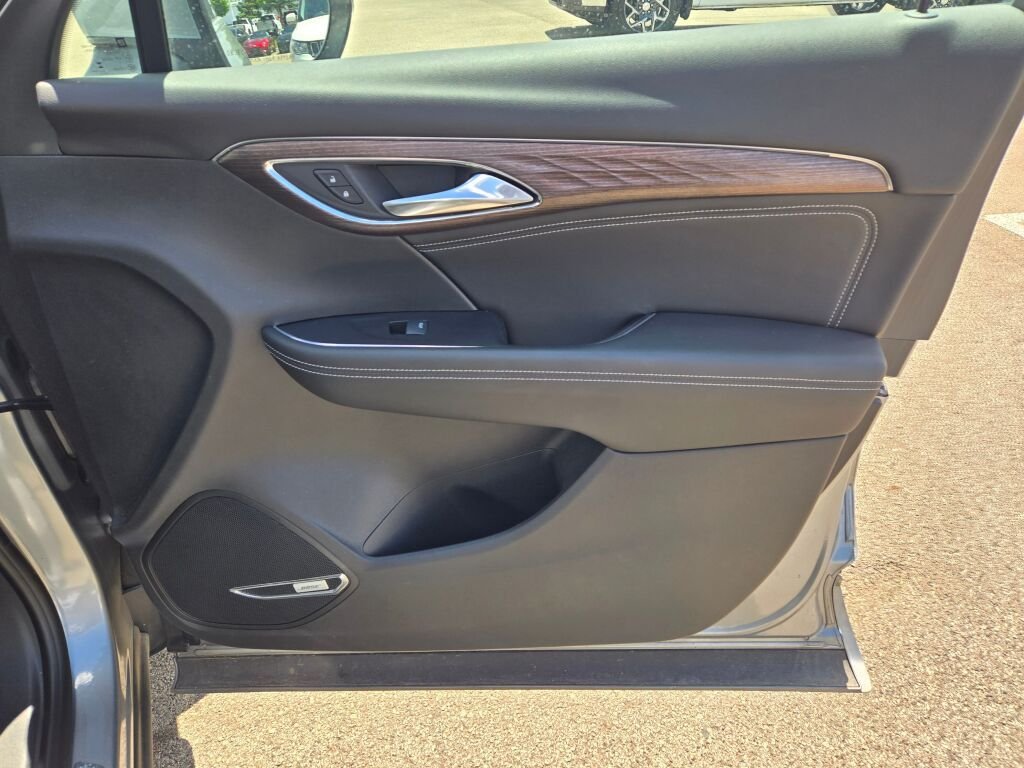 Used 2023 Gray Buick Avenir image 8