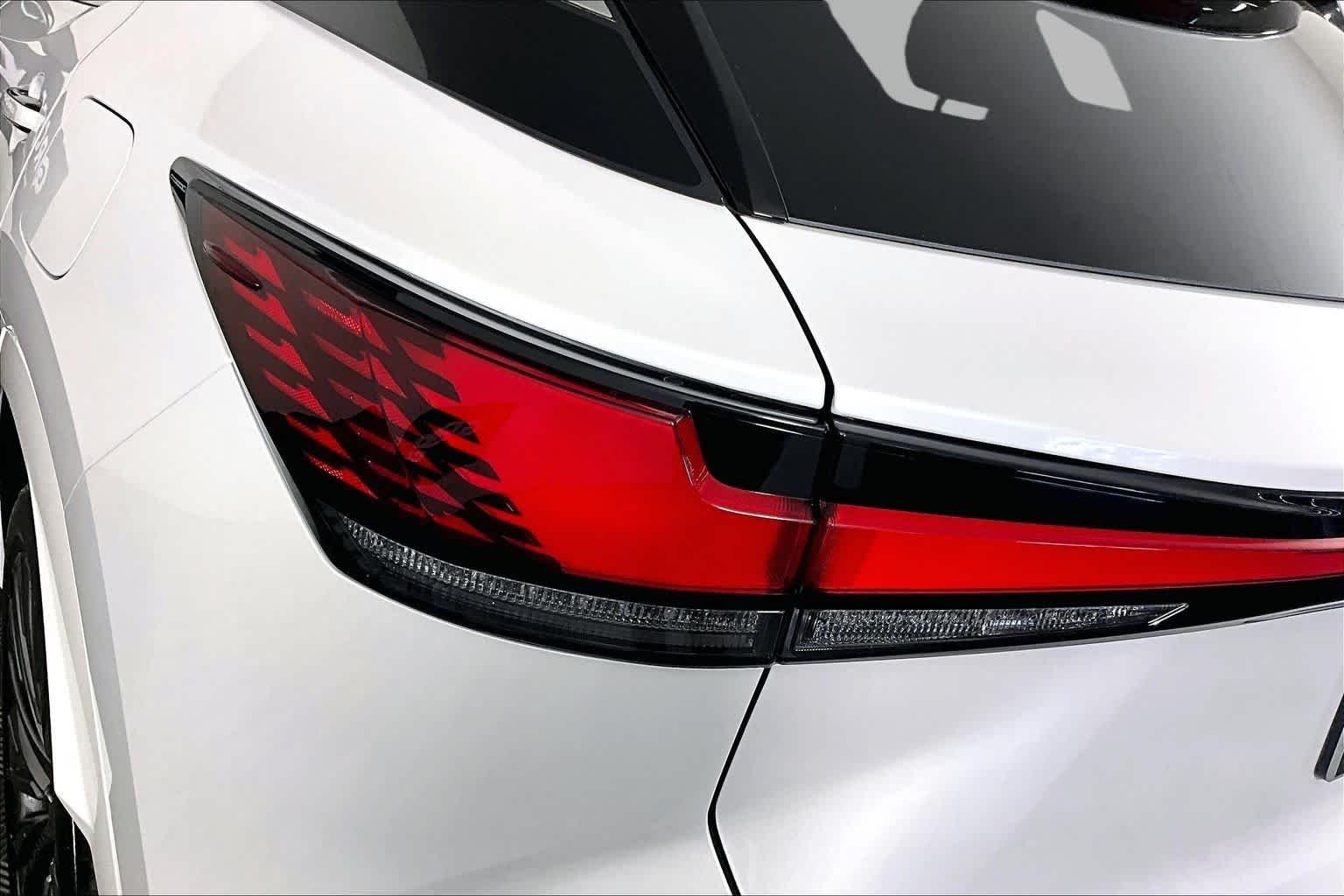 2023 Lexus RX Hybrid 350h - Photo 27