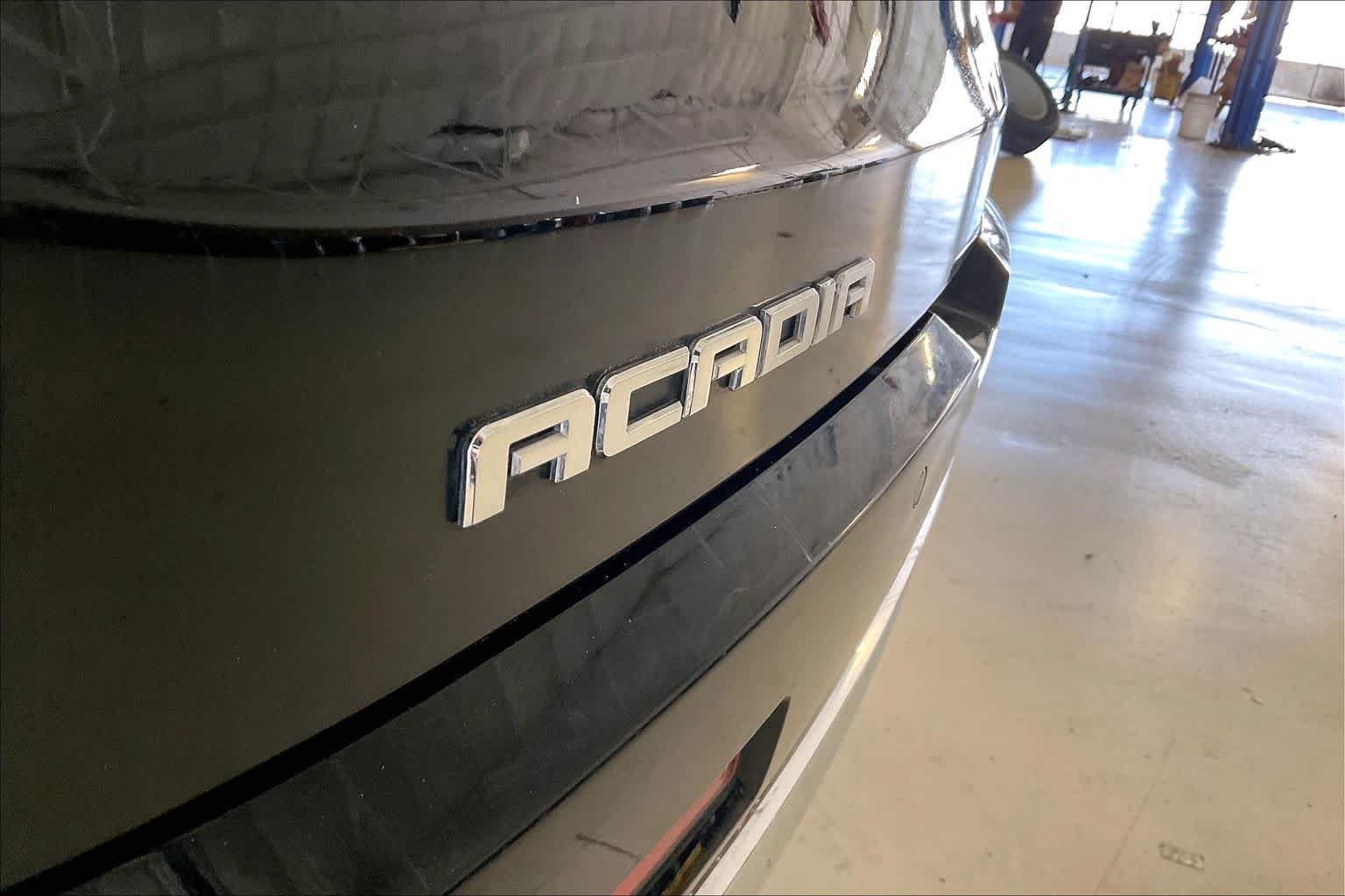 Used 2019 Ebony Twilight Metallic GMC Denali image 9