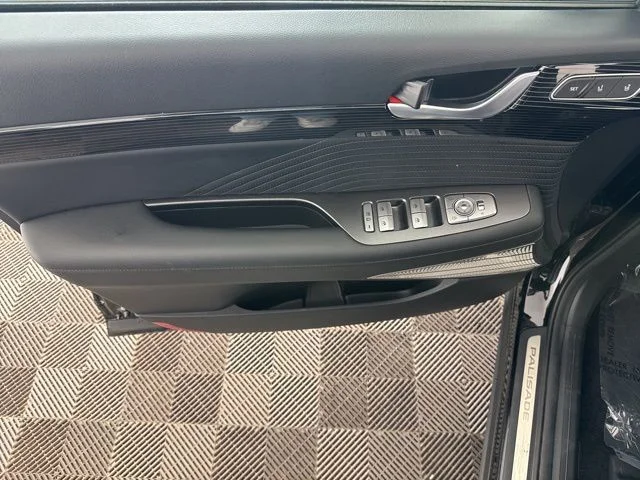 Used 2025 Black Hyundai Calligraphy Night Edition image 19