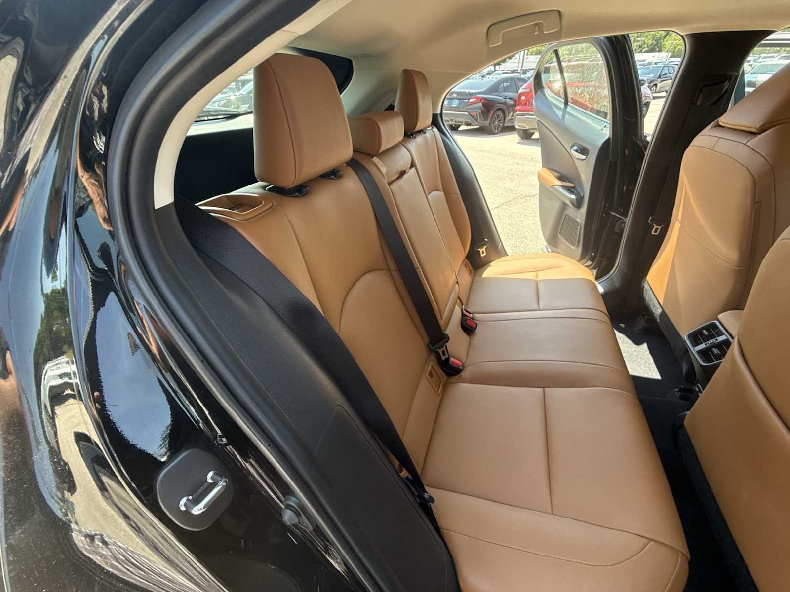 Used 2021 Black Lexus UX 250h image 26