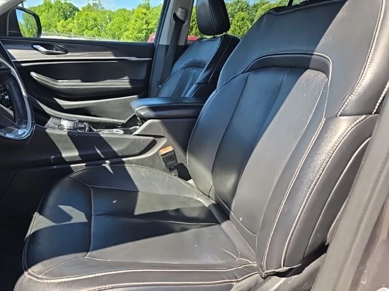 Used 2021 Gray Jeep Limited image 11