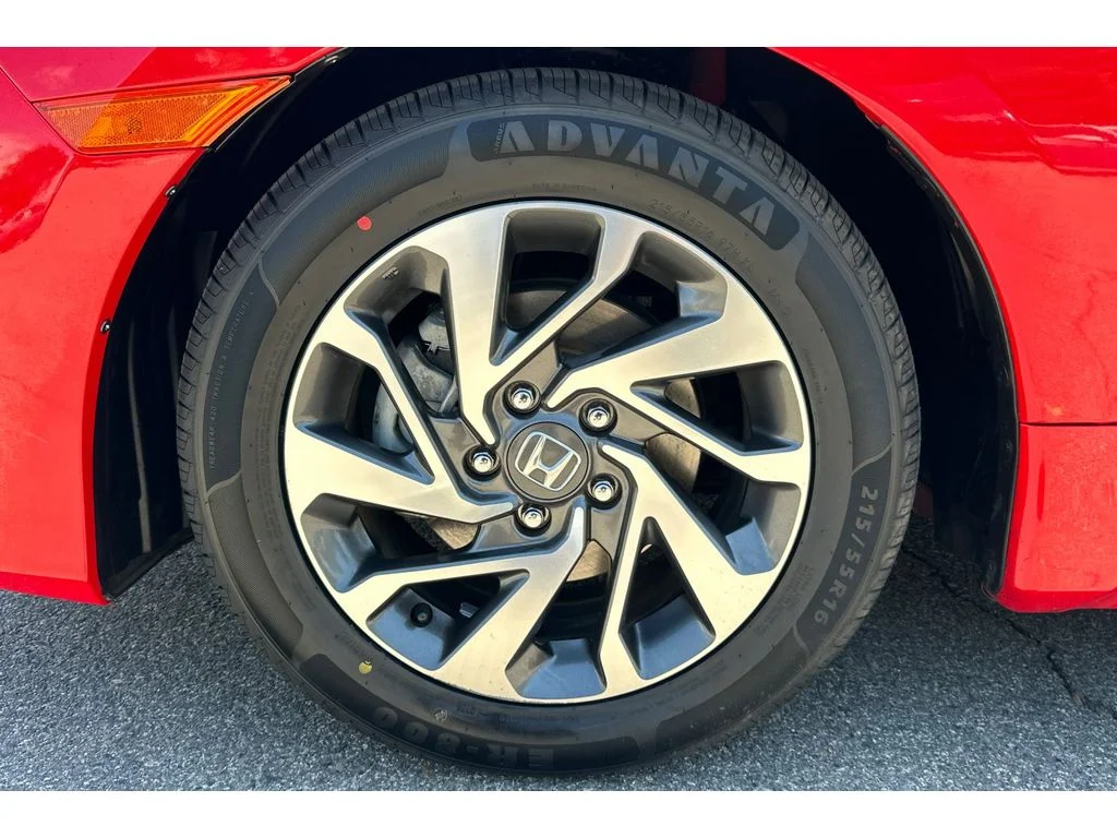 Used 2018 Rallye Red Honda EX image 44