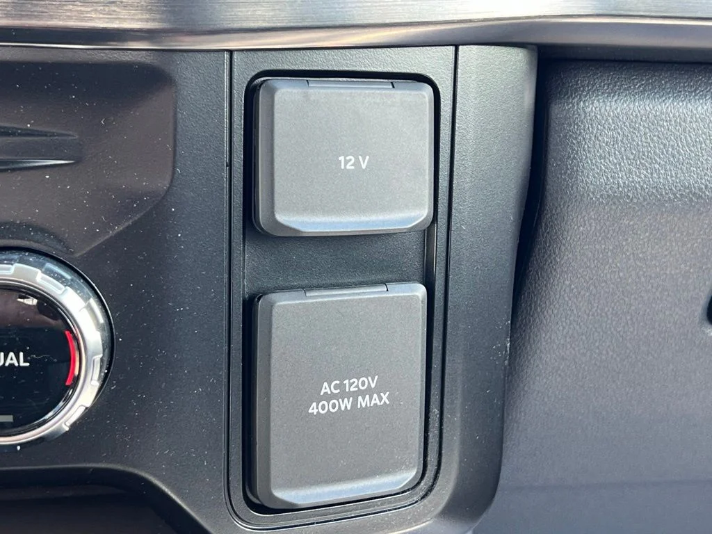 New 2026 Agate Black Metallic Ford F-250® Lariat® image 31