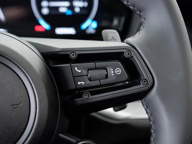 2025 Porsche Cayenne Base - Photo 15