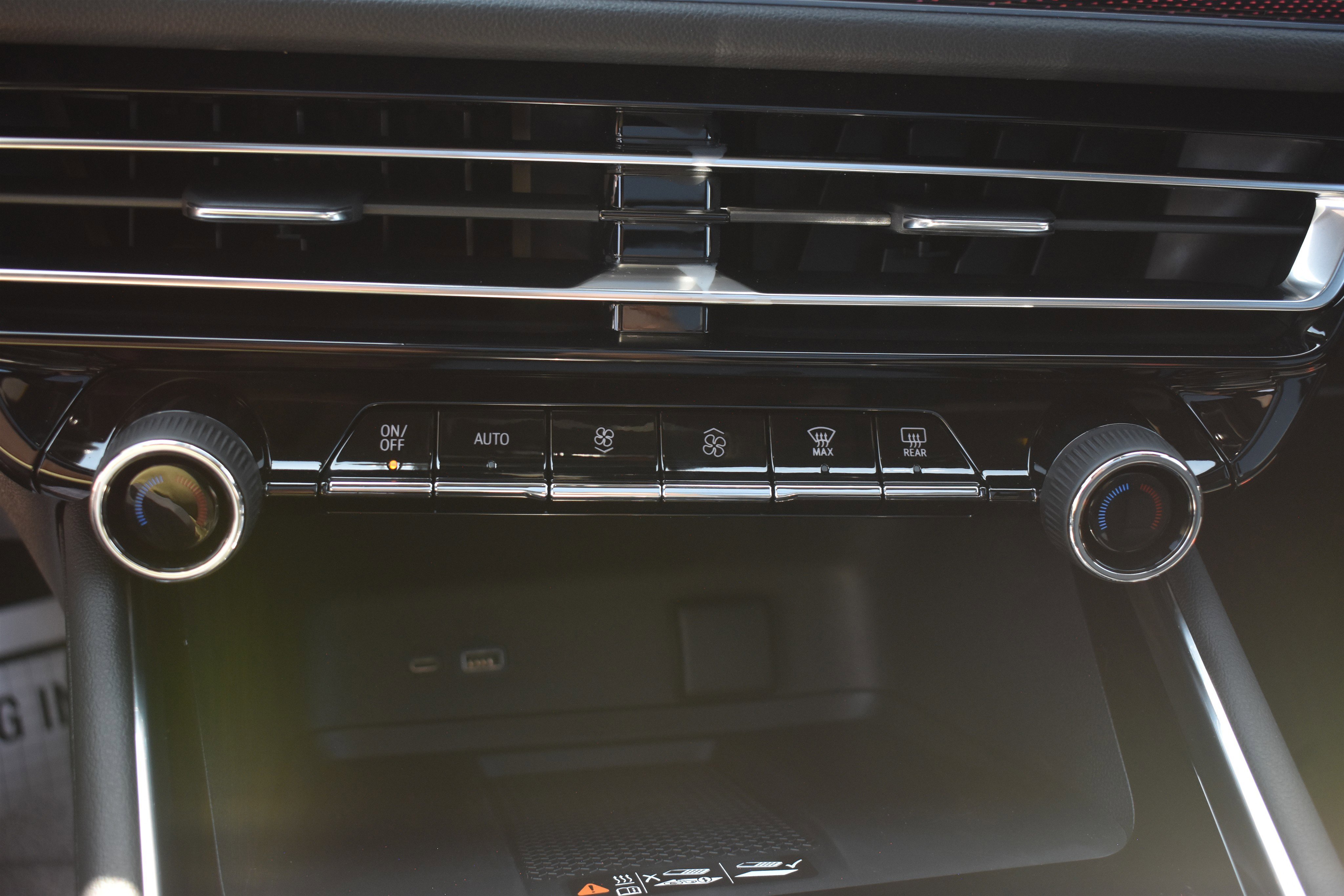 2026 Chevrolet Traverse RS - Photo 29