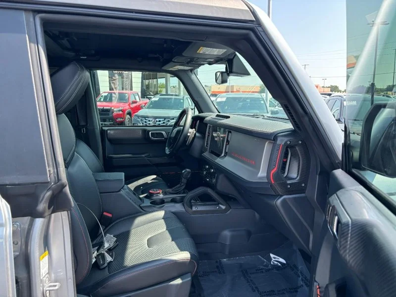 Used 2024  Ford Raptor image 12