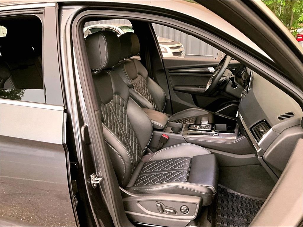 Used 2023 Gray Audi Premium Plus image 11