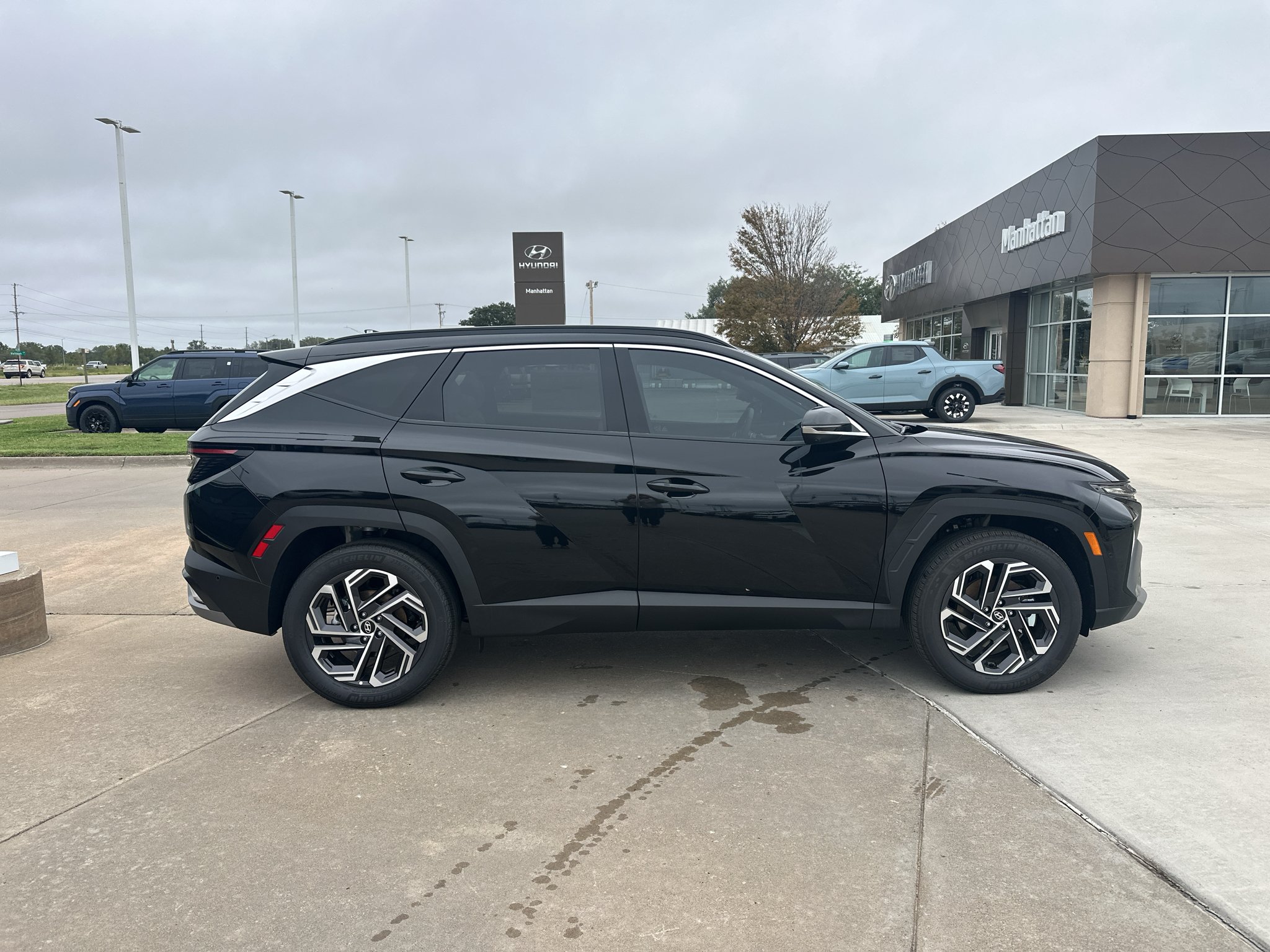 2026 Hyundai Tucson Limited - Photo 12