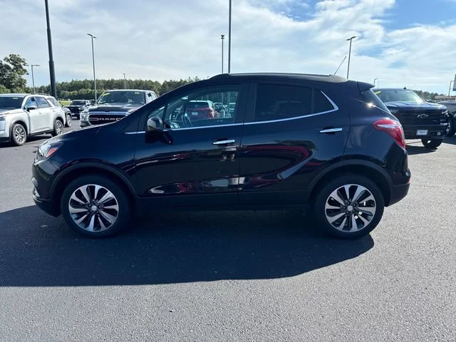 Used 2022 Includes (MDP) Anthracite lower exterior accent color, Paint code W598F.) Buick Preferred image 2