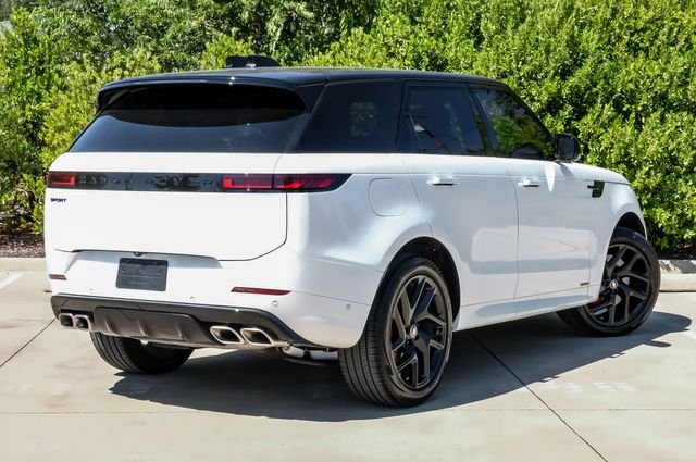 Certified Used 2025 White Land Rover Autobiography image 11