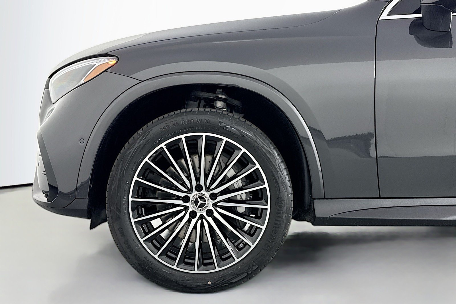 New 2026 Graphite Grey Metallic Mercedes-Benz GLC 300 SUV image 5