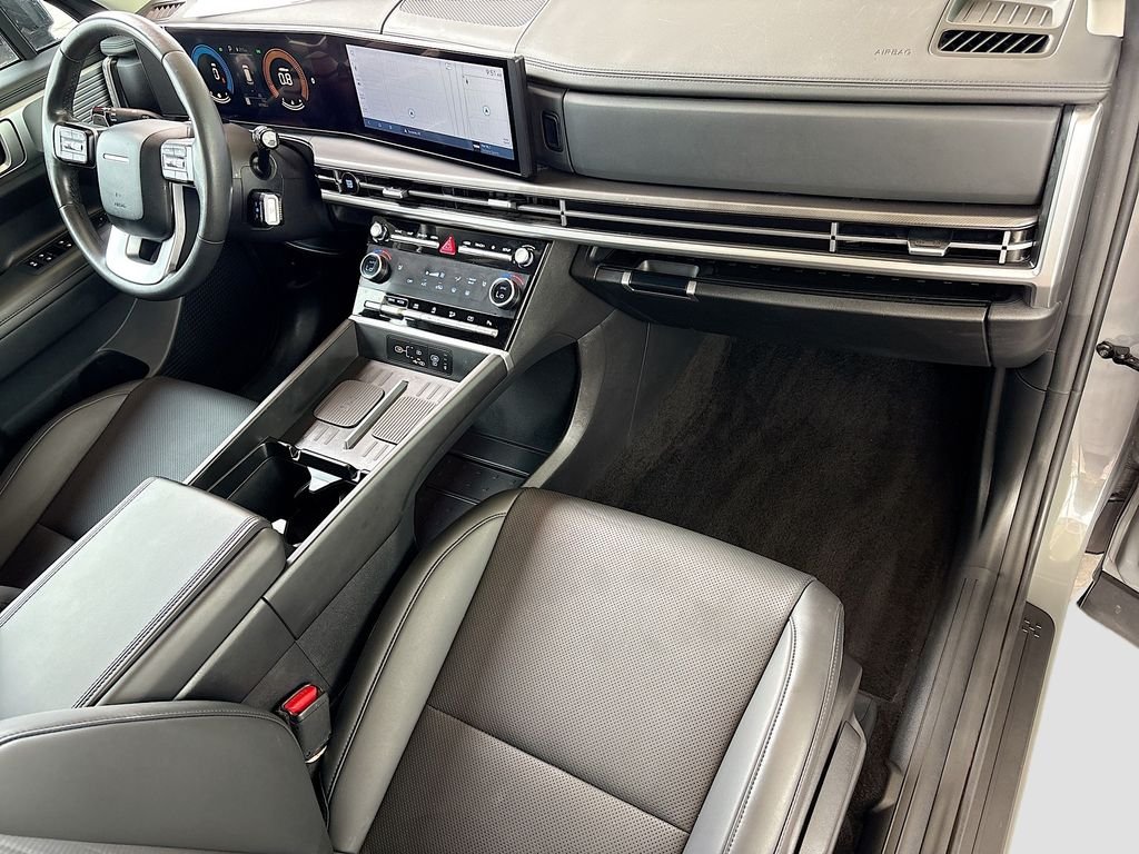 Used 2025 Gray Hyundai  image 17