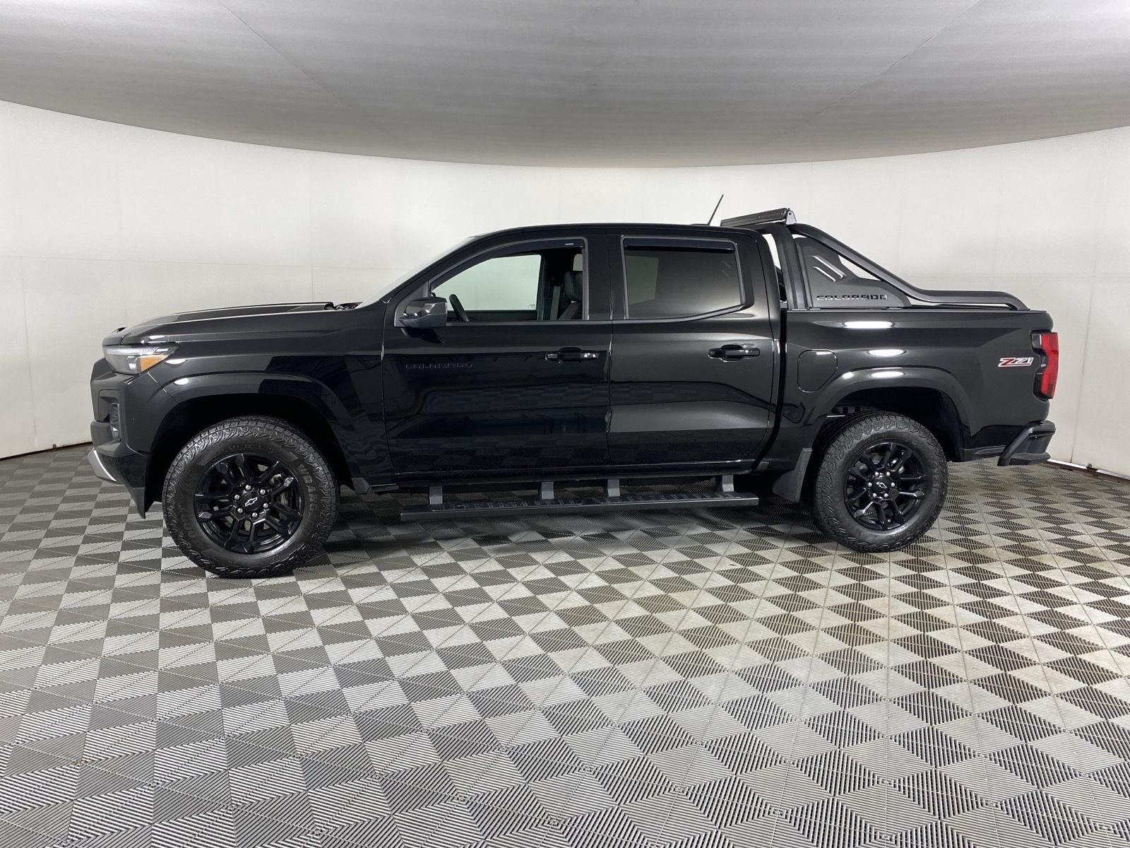 Used 2026 Black Chevrolet 4WD Z71 image 7