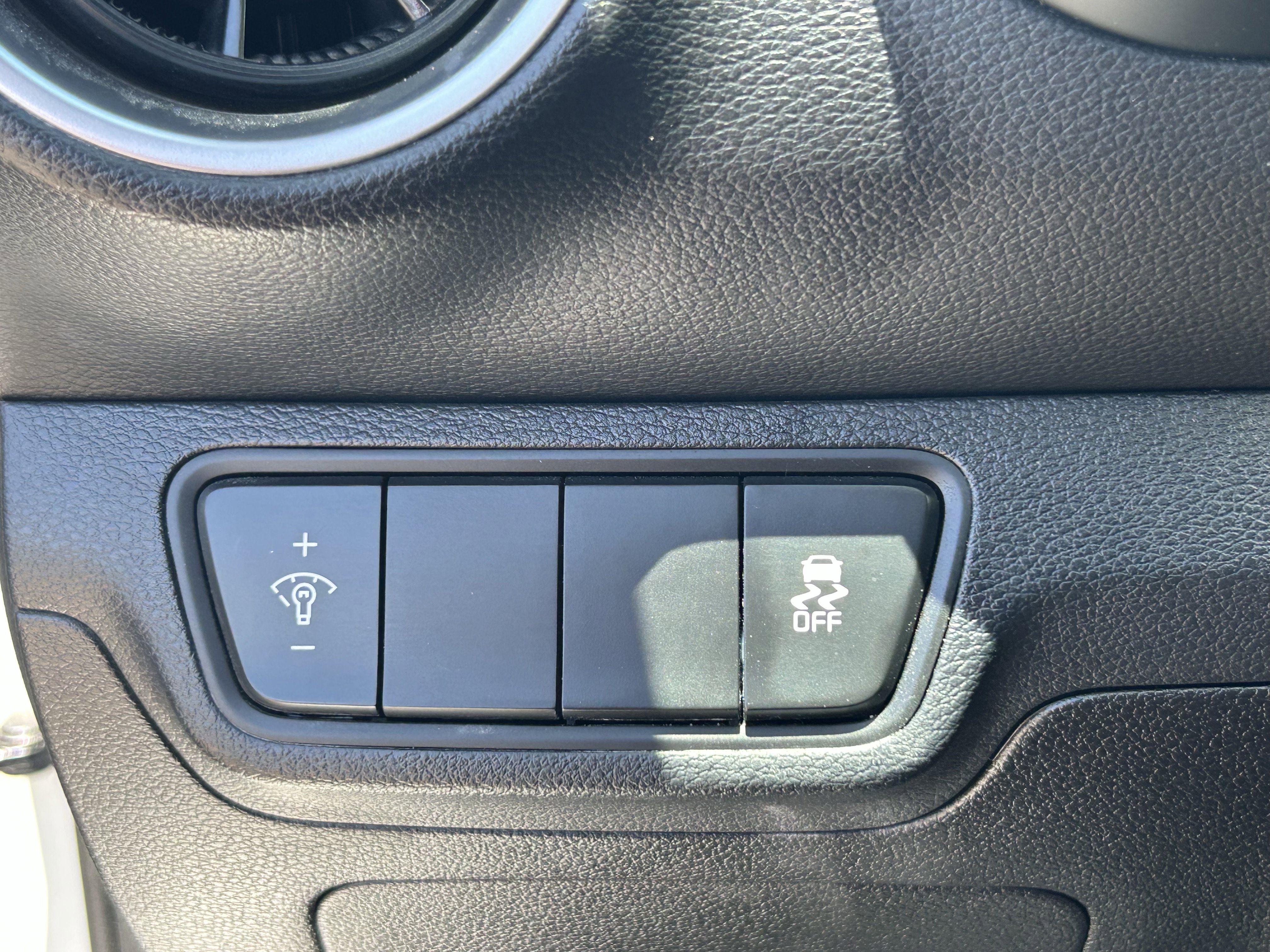 2022 Kia FORTE LXS - Photo 30