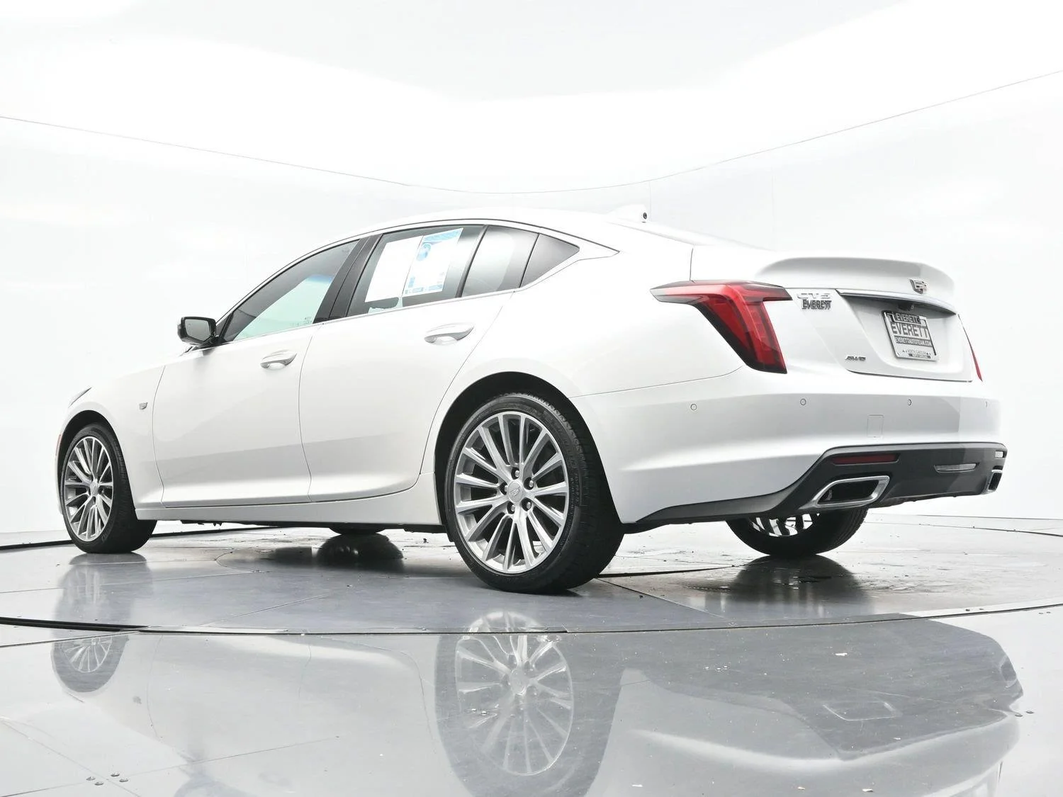 Used 2024 Crystal White Tricoat Cadillac Premium Luxury image 51