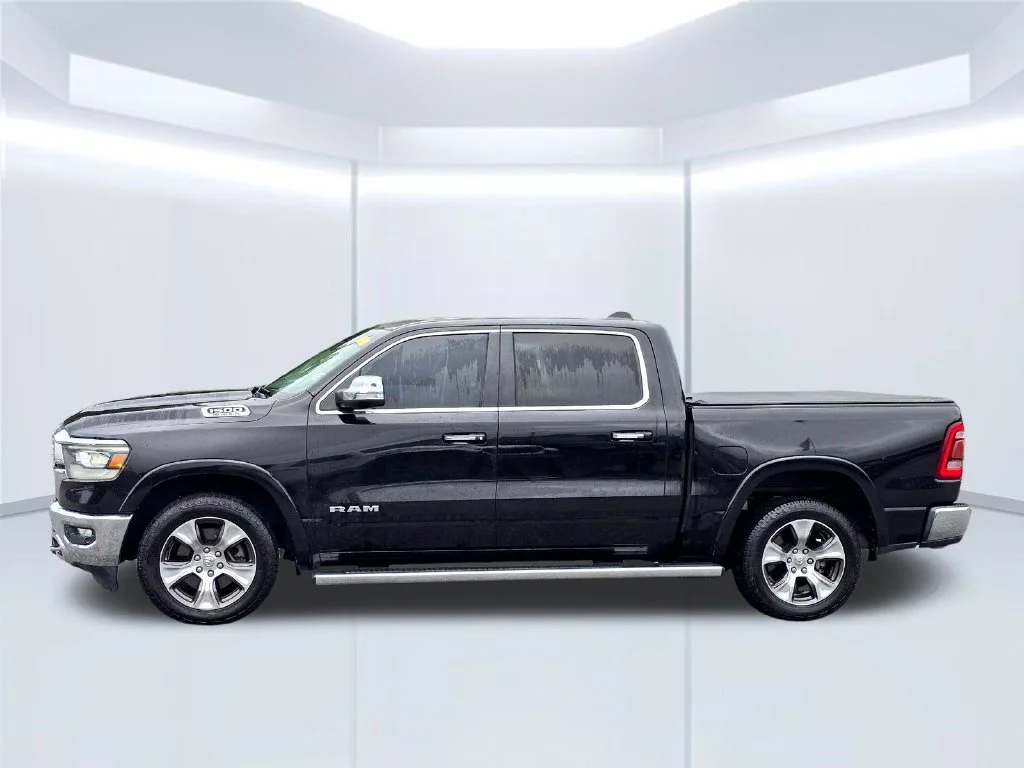 Used 2019 Black Ram Laramie image 13