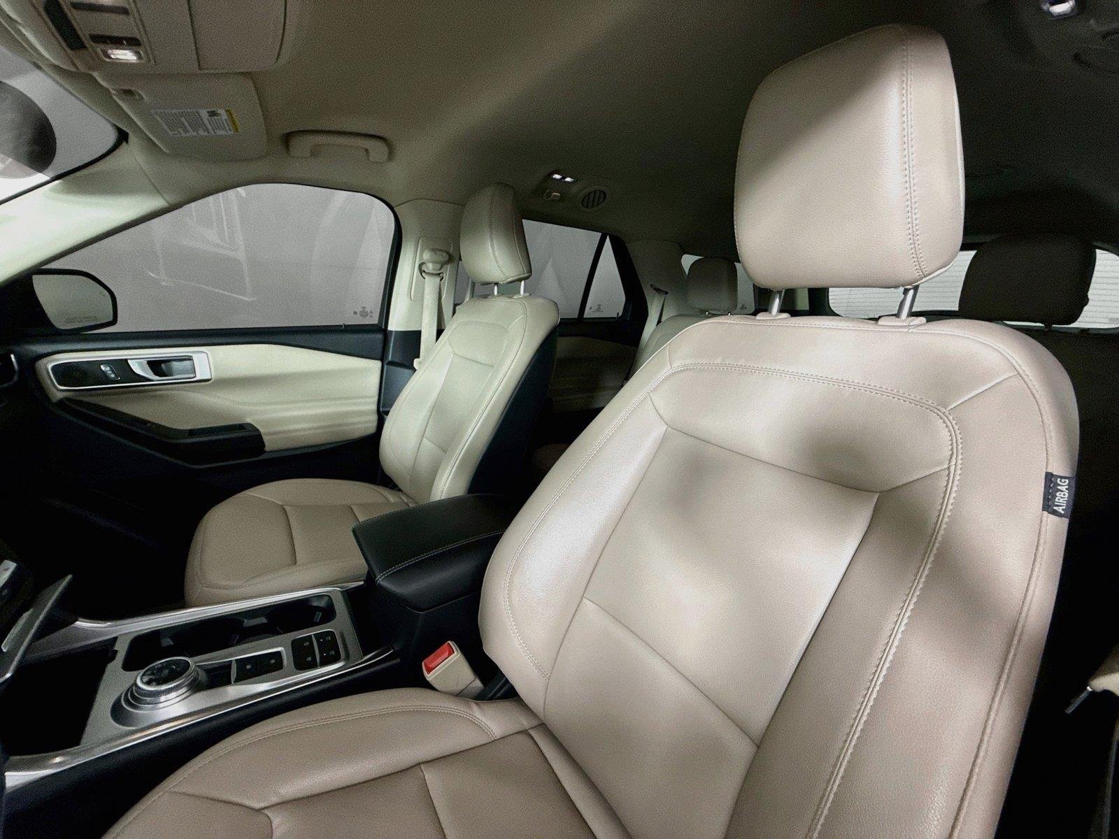 Used 2020 Star White Metallic Tri-Coat Ford XLT image 3