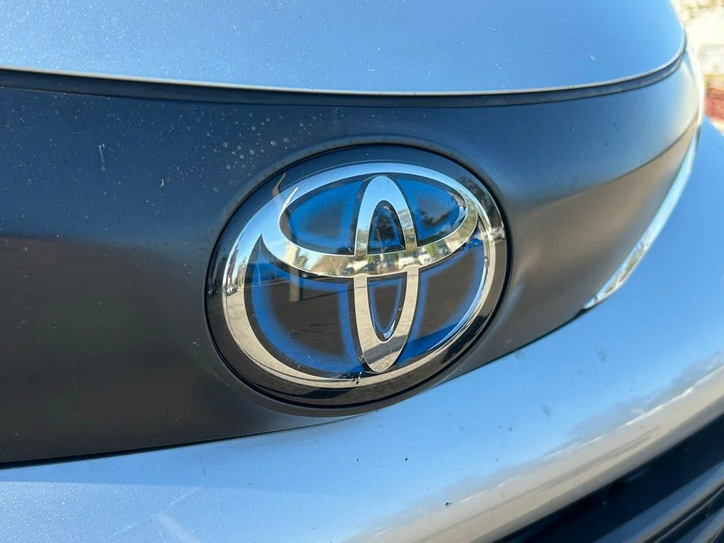 Used 2024 Silver Toyota XLE image 32