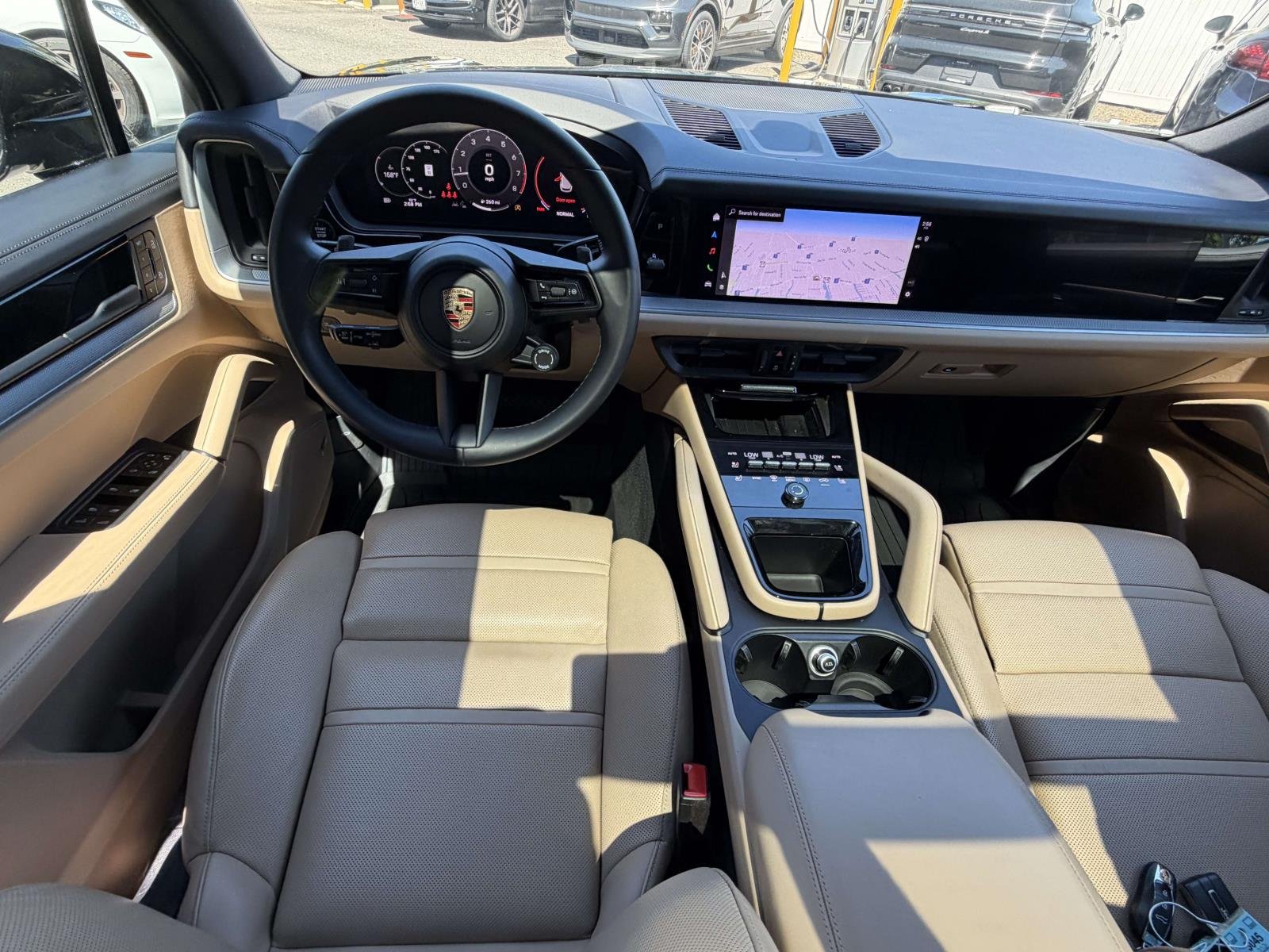 Certified Used 2024  Porsche  image 16