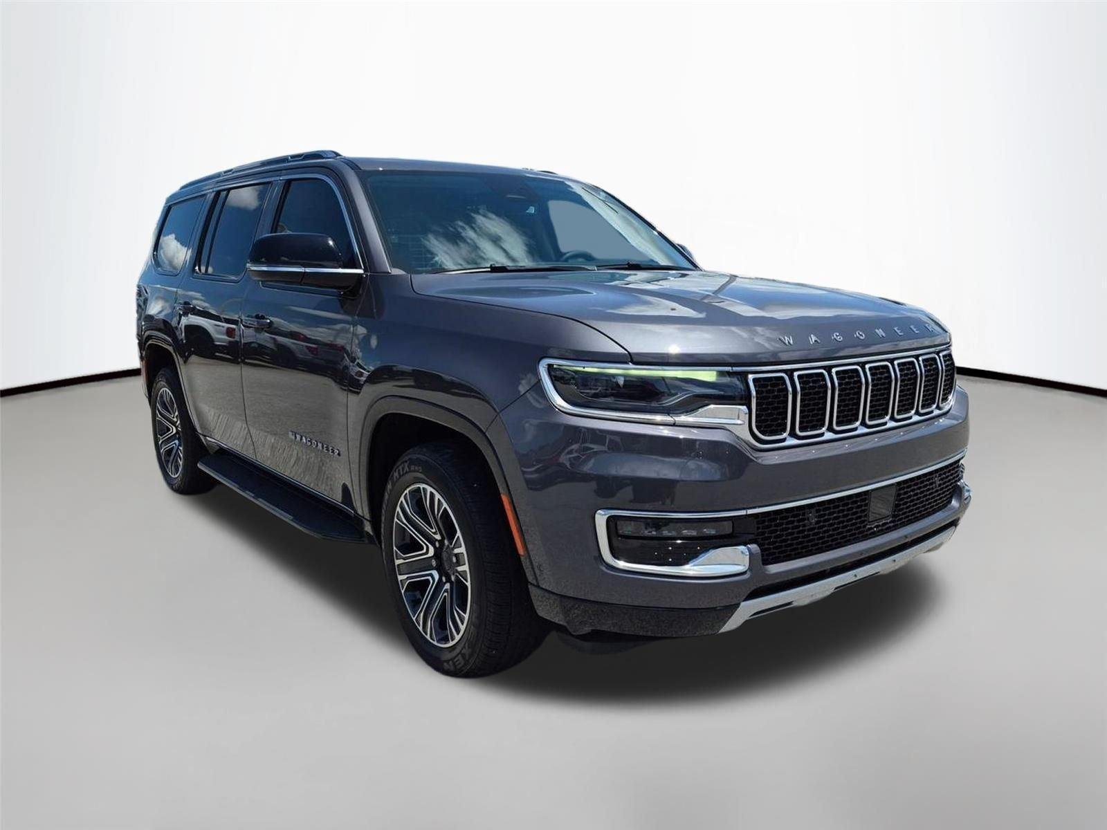 Used 2023 Baltic Gray Metallic Clearcoat Jeep Series II image 3