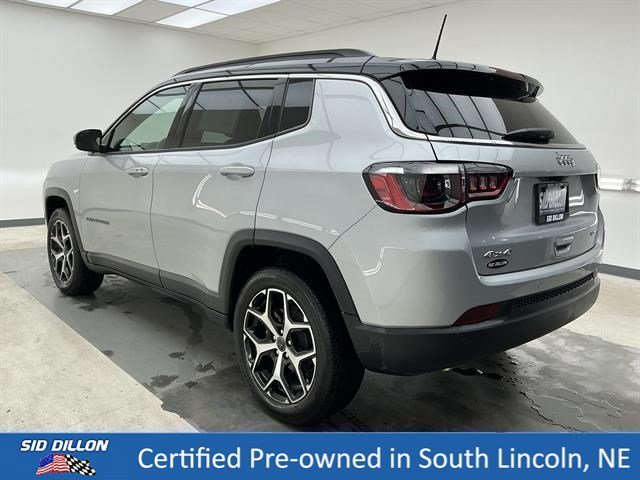 Used 2025 Silver Zynith Met Jeep Limited image 6