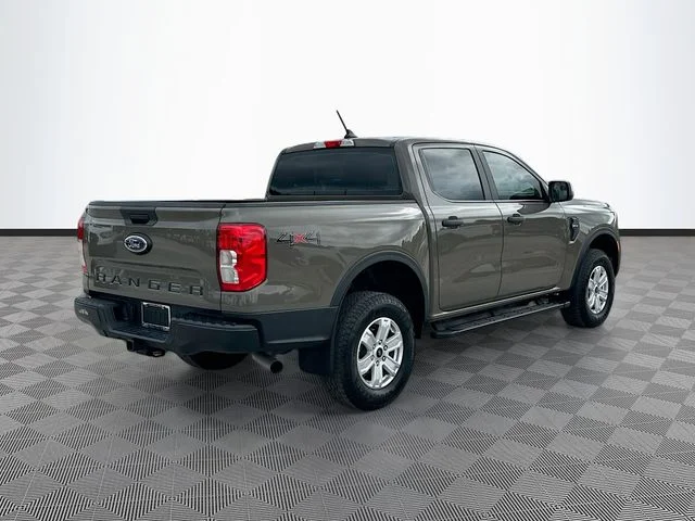 Used 2025 Gray Ford XL image 5