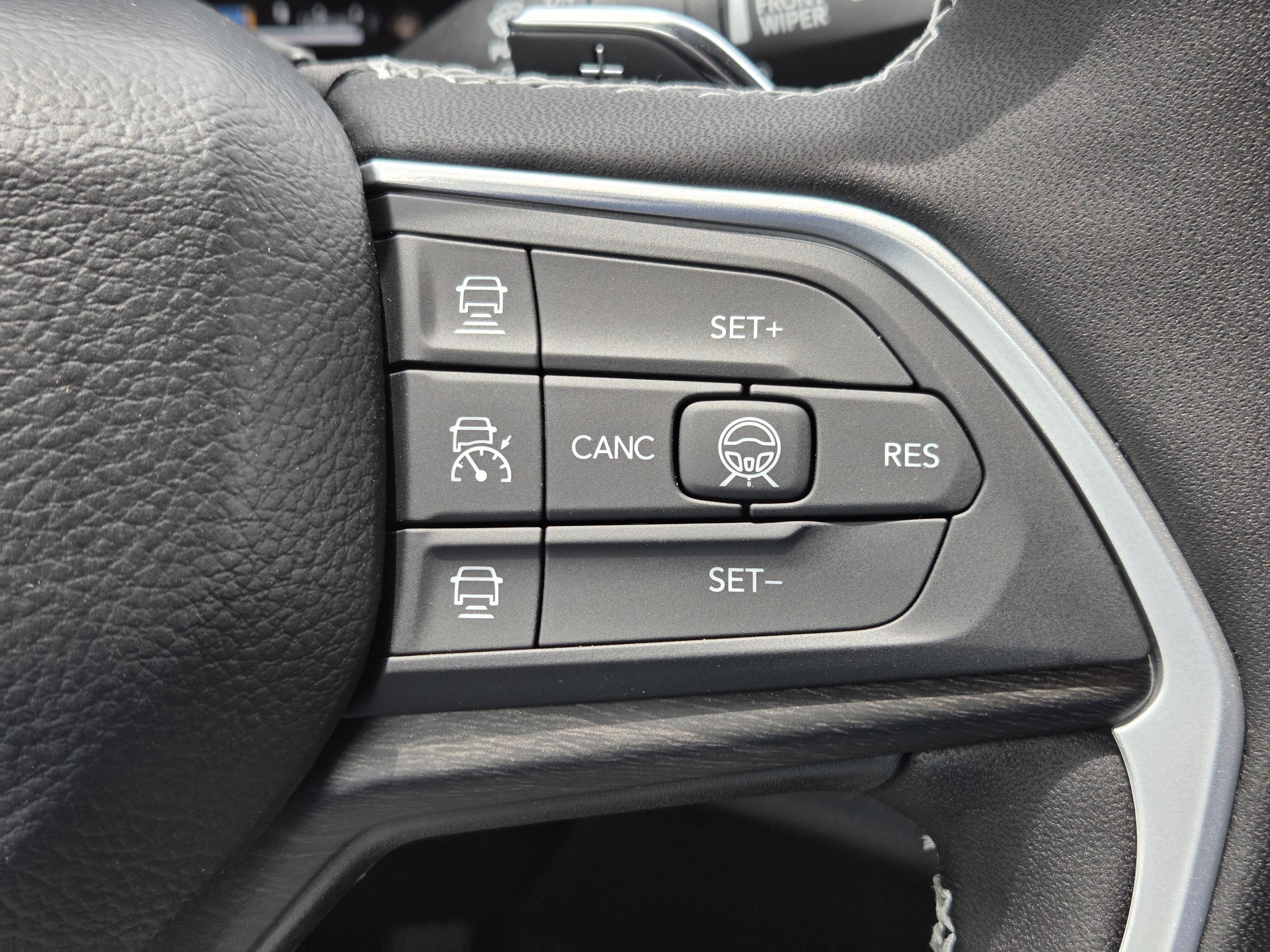 New 2026 Silver Zynith Jeep Laredo Altitude image 17