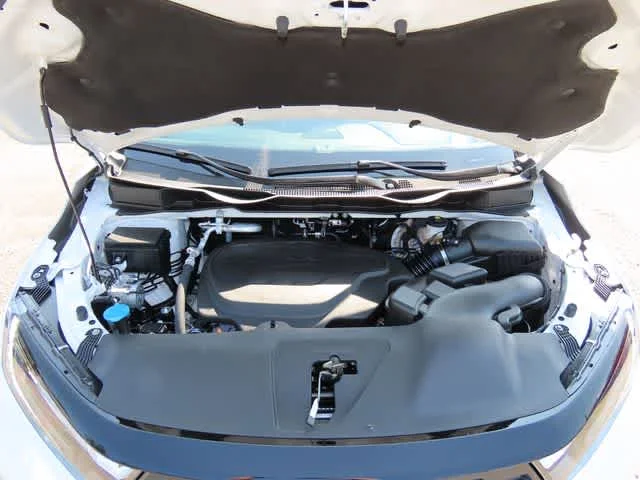 New 2026 Platinum White Pearl Honda Sport-L image 10