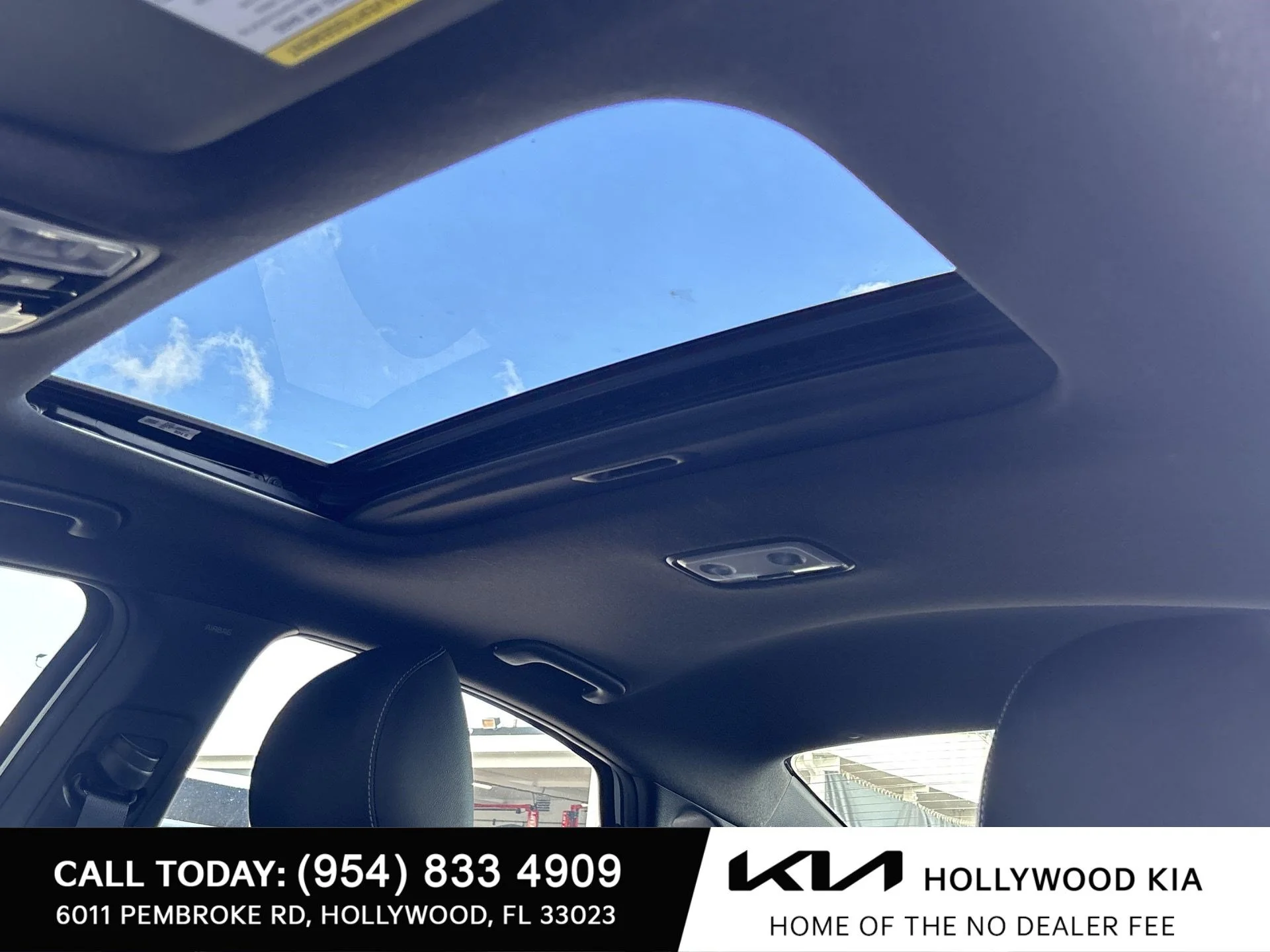Used 2024 Snow White Pearl Kia GT-Line image 16