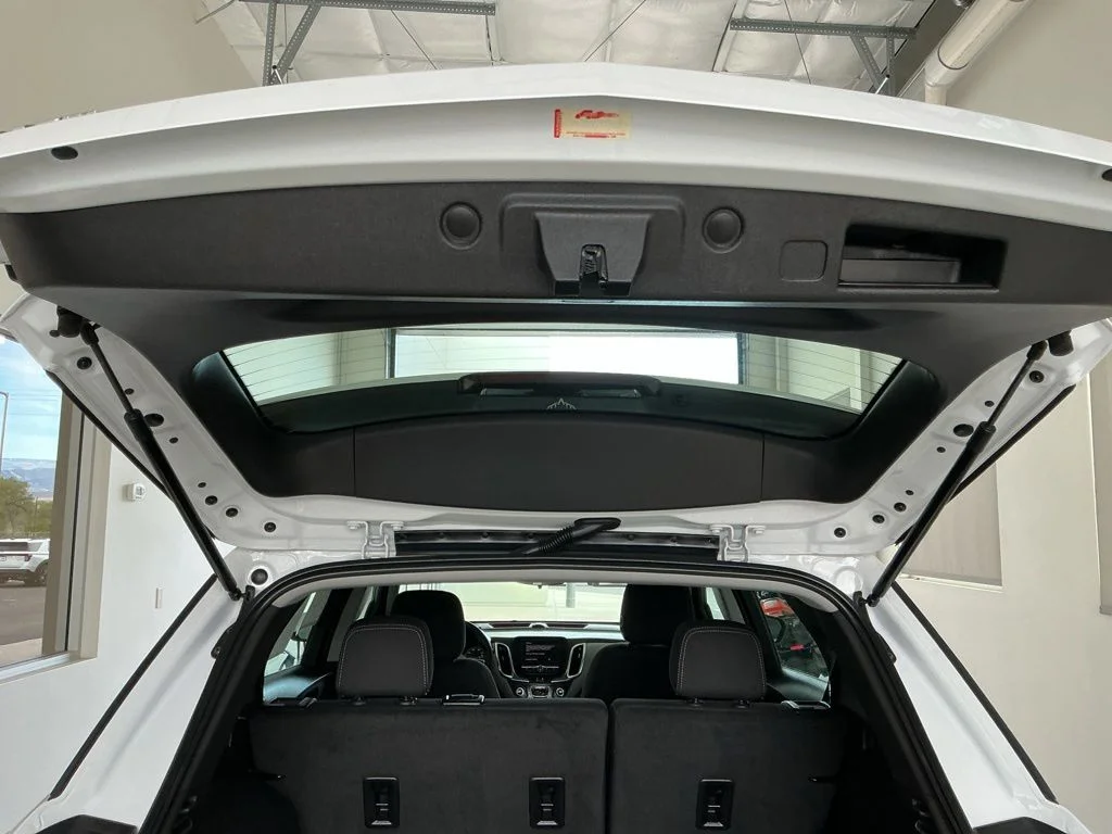 Used 2024 Summit White Chevrolet LS image 25