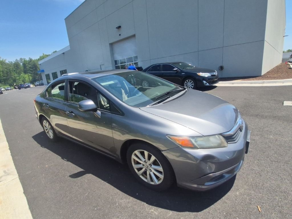 Used 2012 Polished Metal Metallic Honda EX image 2