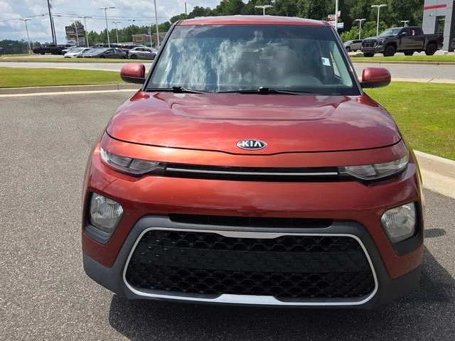 Used 2021 Orange Kia S image 2