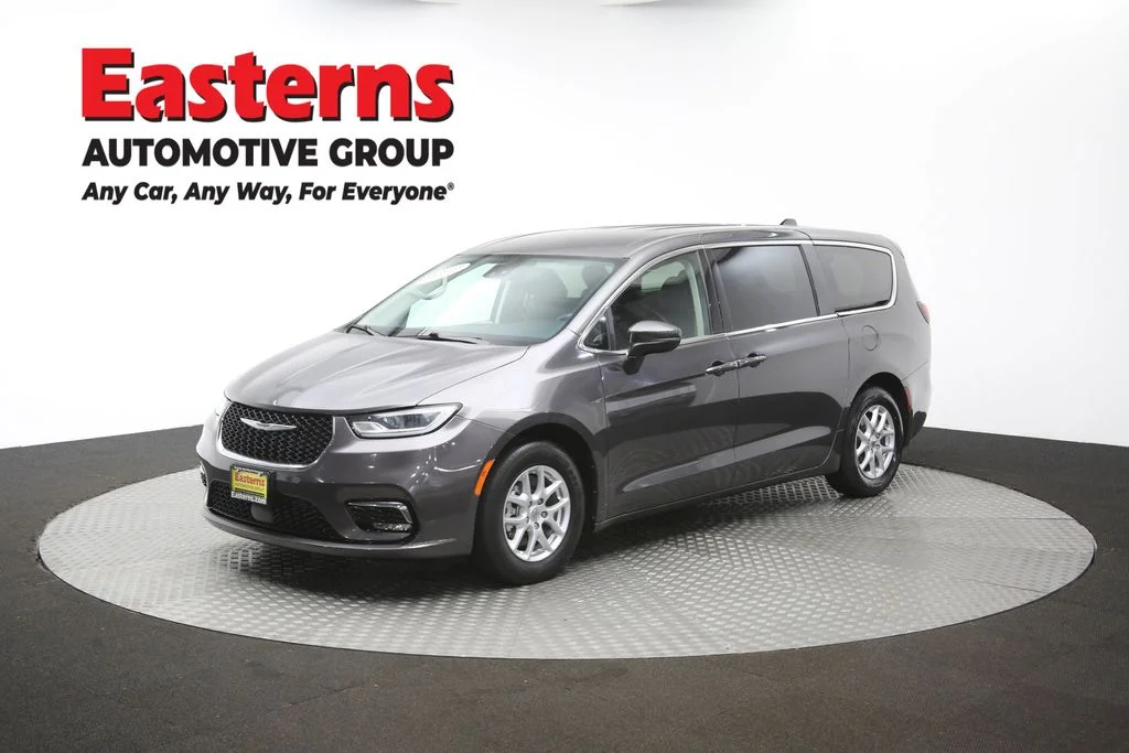 Used 2023 Gray Chrysler Touring L image 57