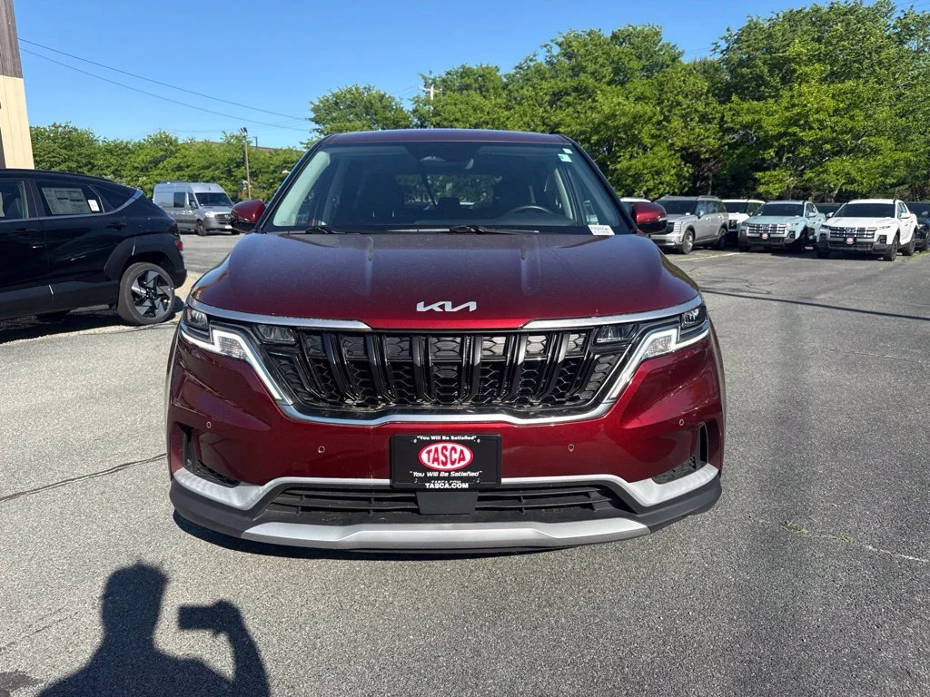 Used 2024 Red Kia EX image 2