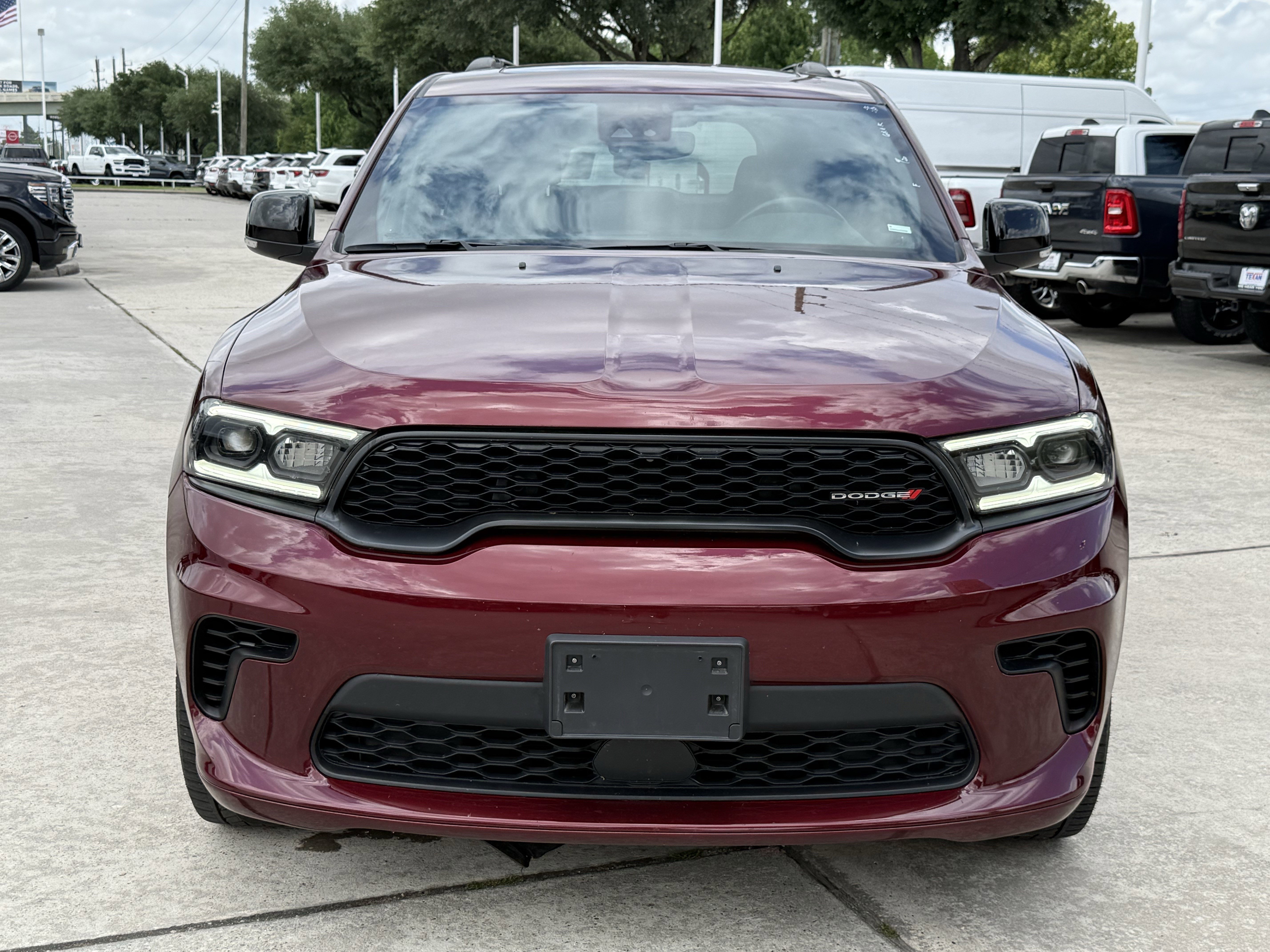 Used 2024 Octane Red Pearlcoat Dodge  image 9