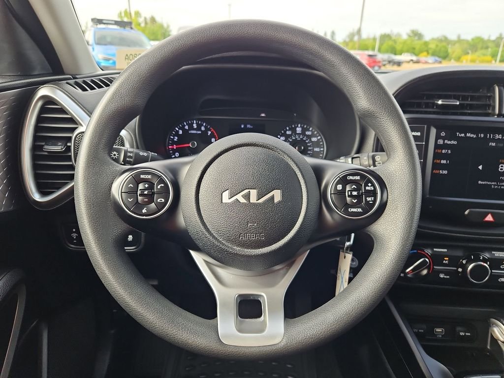 Used 2022 Gravity Gray Kia LX image 13