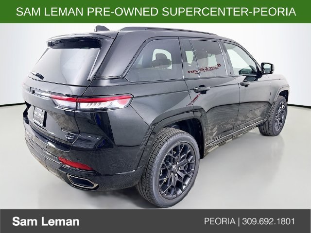 Used 2025 Black Jeep Summit image 7